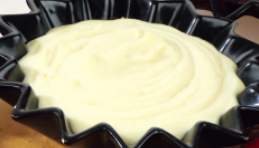 Mashed Potatoes (1 kg)  serves 6 person 香滑牛油忌廉薯茸(1公斤)約6人份量