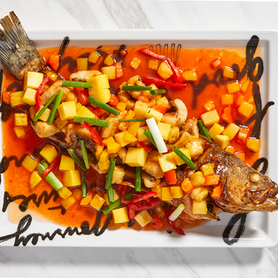 010M 炸鱸魚配甜酸醬 SWEET & SOUR FRIED WHOLE SEA BASS WITH THAI MANGO 2人份量