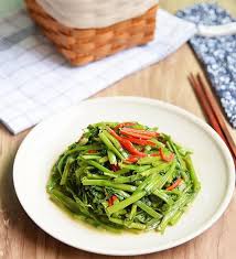 椒絲腐乳通菜炒豬頸肉 - Katering 點點到會