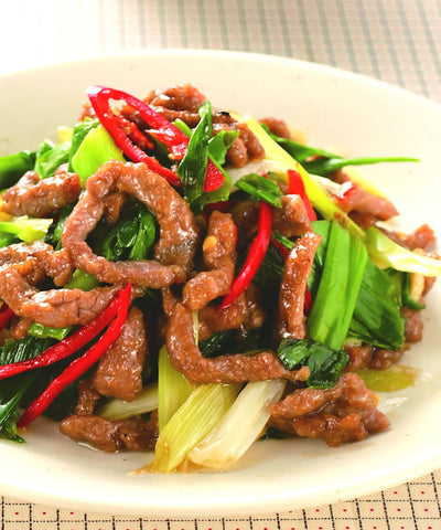 Stir Fried Beef and Leek with Pancake (Pancake 12 pcs) 蔥爆牛肉配薄餅(薄餅12件) - Katering 點點到會