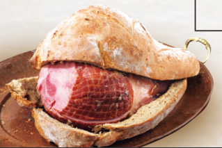 Shoulder Ham in Bread Crust (4 kg)  serves approx 8 person 脆焗德式麵包豬肩火腿(4公斤)約8人份量